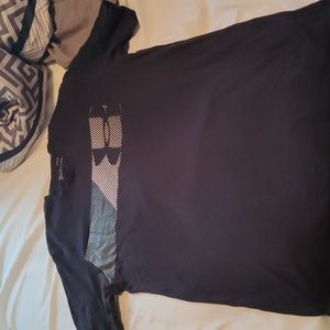 Medium Under Armour Heat Gear T-shirt
